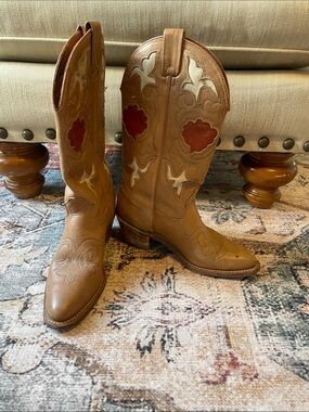 Women’s western boots